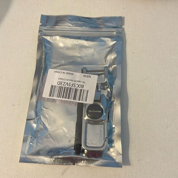 AMG Logo Key Fob Keychain in Metal NWT - Picture 5 of 5